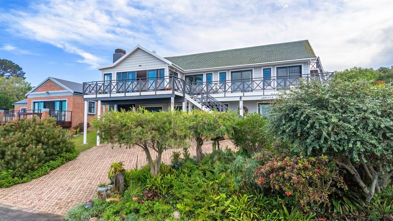 6 Bedroom Property for Sale in Tergniet Western Cape